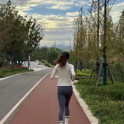 潘德